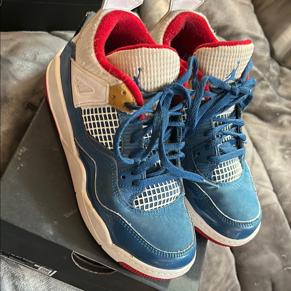Nike Jordan 4 Retro